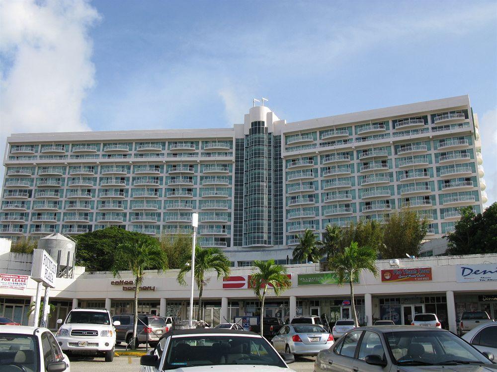 Verona Resort & Spa Tumon Exteriér fotografie