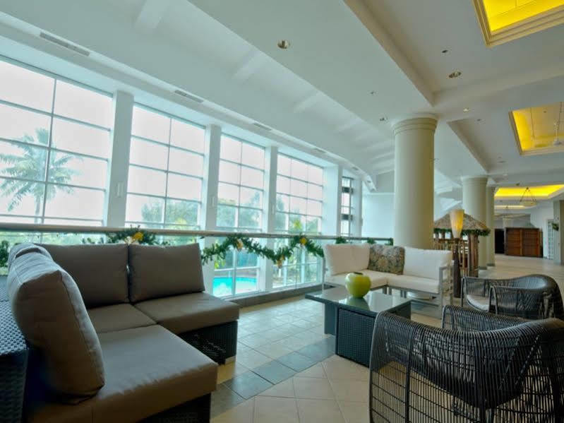 Verona Resort & Spa Tumon Exteriér fotografie
