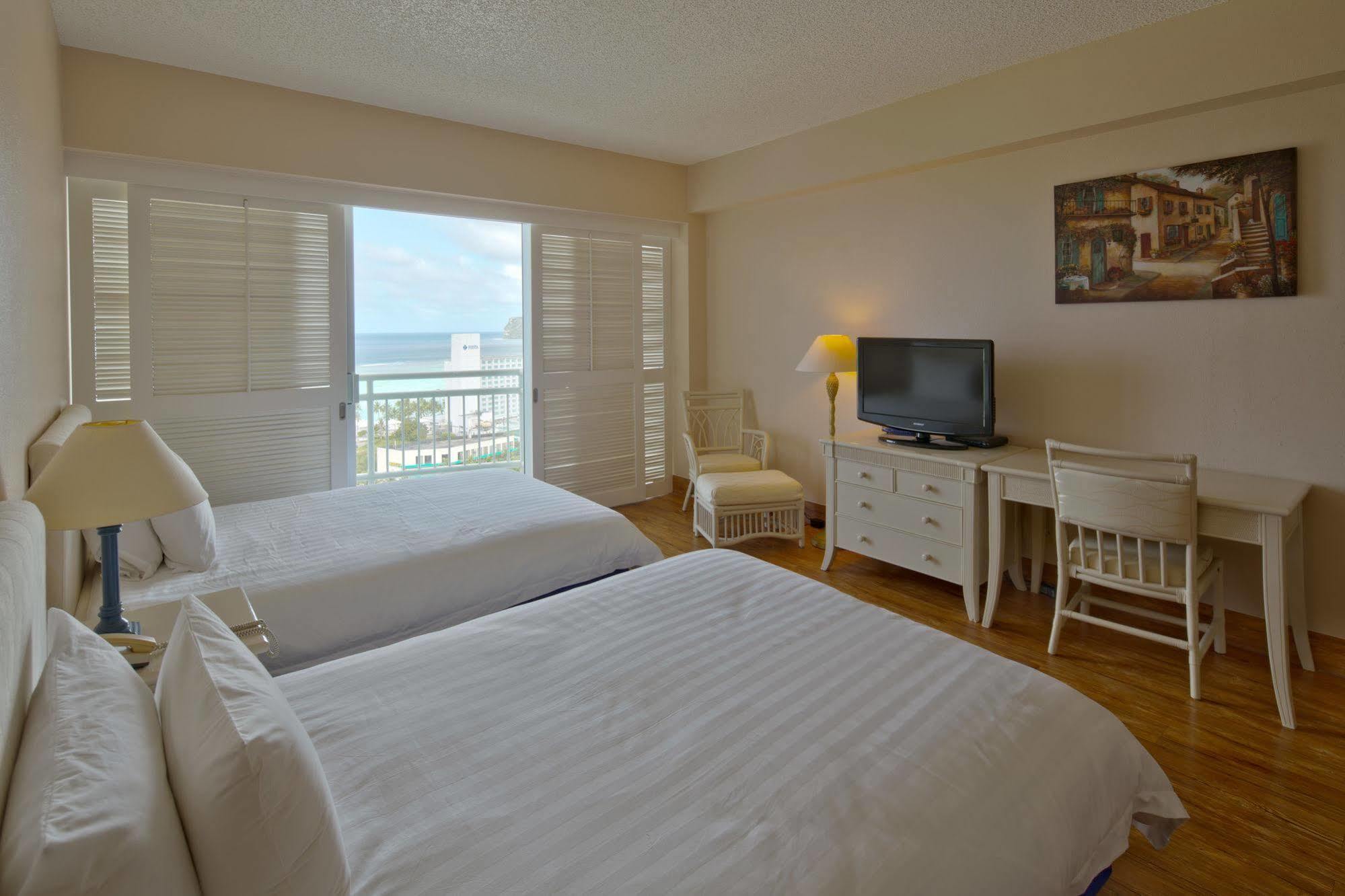 Verona Resort & Spa Tumon Exteriér fotografie